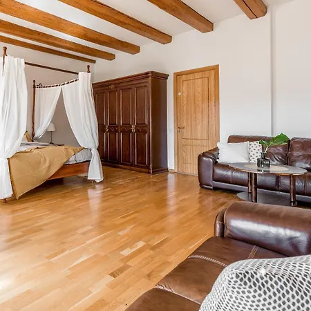 Angel House Vilnius, 32